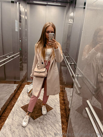 star_roxy Meztelen Kiszivárgások OnlyFans Fotó 13