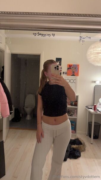 styvdottern Meztelen Kiszivárgások OnlyFans Fotó 5