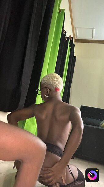 suga.antz Meztelen Kiszivárgások OnlyFans Fotó 18