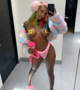 Summer Walker Meztelen Kiszivárgások OnlyFans Fotó 10