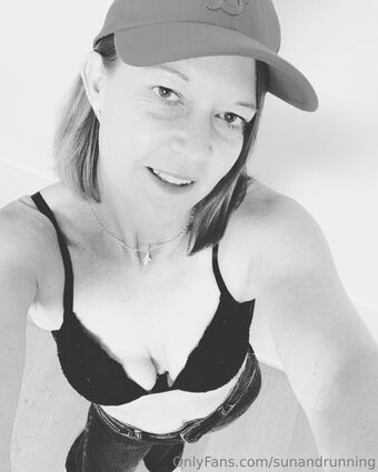 sunandrunning Meztelen Kiszivárgások OnlyFans Fotó 5
