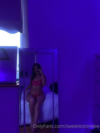 sweetestoneee Meztelen Kiszivárgások OnlyFans Fotó 10