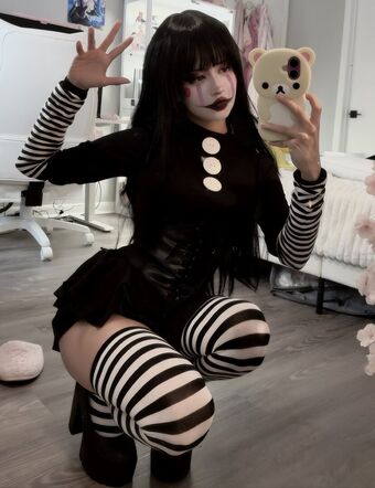 sylviedh Meztelen Kiszivárgások OnlyFans Fotó 23