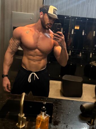 techflexdylan Meztelen Kiszivárgások OnlyFans Fotó 29