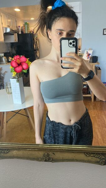 tessplease Meztelen Kiszivárgások OnlyFans Fotó 1