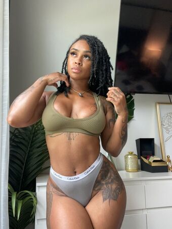 Thereal Mint Meztelen Kiszivárgások OnlyFans Fotó 1