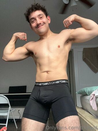 theyvid Meztelen Kiszivárgások OnlyFans Fotó 4