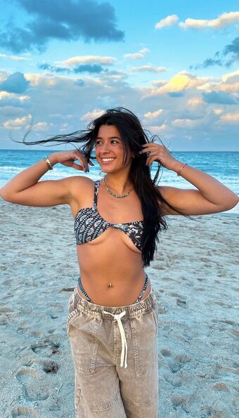 throwsumchlo Meztelen Kiszivárgások OnlyFans Fotó 1