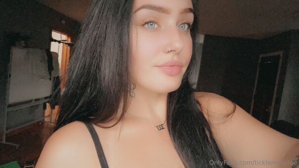 ticklemekylee Meztelen Kiszivárgások OnlyFans Fotó 4