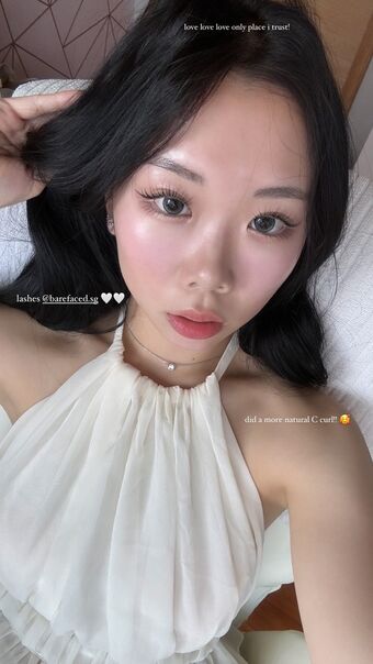 tr.ivia Meztelen Kiszivárgások OnlyFans Fotó 4