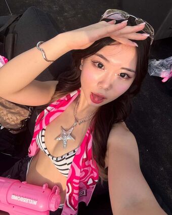 tr.ivia Meztelen Kiszivárgások OnlyFans Fotó 14