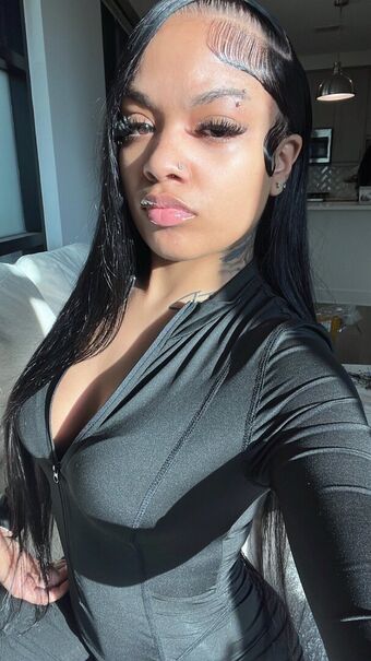 Vaeredd Meztelen Kiszivárgások OnlyFans Fotó 5
