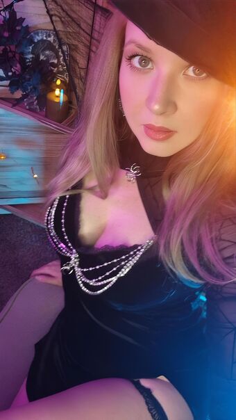 Valeriya ASMR Meztelen Kiszivárgások OnlyFans Fotó 112