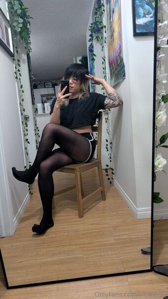 vicwingly Meztelen Kiszivárgások OnlyFans Fotó 7