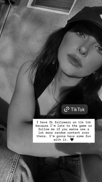 Willow Shields Meztelen Kiszivárgások OnlyFans Fotó 223