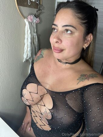 yemillo Meztelen Kiszivárgások OnlyFans Fotó 21