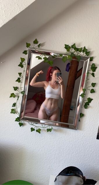 Zarahchan Meztelen Kiszivárgások OnlyFans Fotó 32